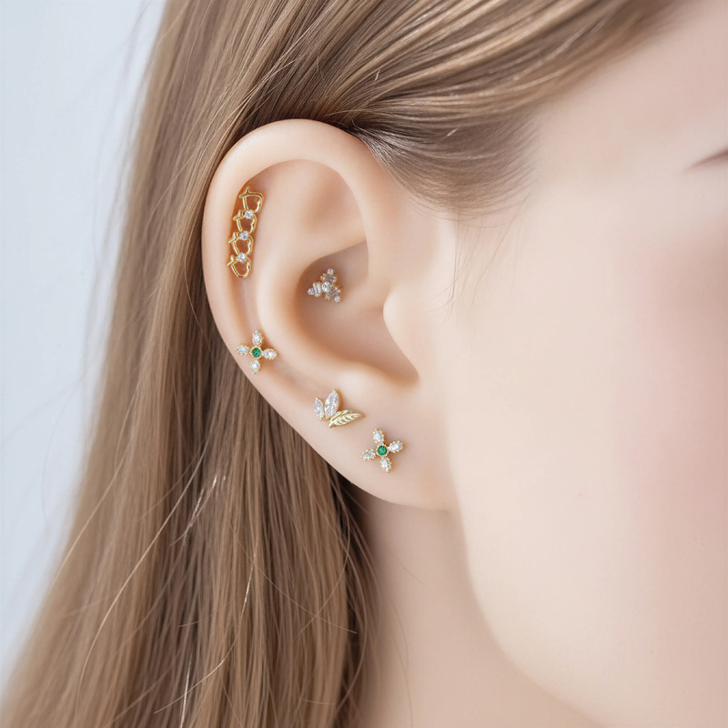 1PC G23 Titanium16G Flower CZ  - Body Jewelry Implant Grade Titanium 评论和价格