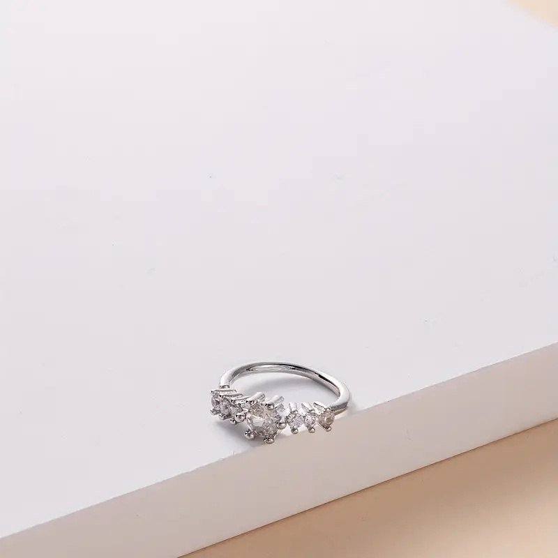 Simple Single Row Geometric S9 - Yellow Body Jewelry 评论和价格